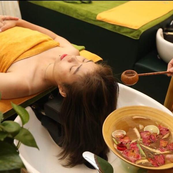 Gội đầu thảo dược - cổ vai gáy 60 phút